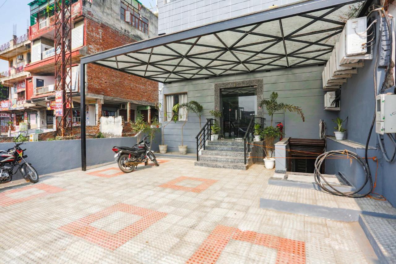 Fabhotel The Prasiddh Agra  Bagian luar foto